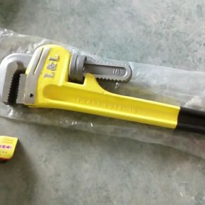 Tooth wrench